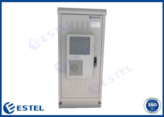 Κλιματιστικό μηχάνημα που δροσίζει το υπαίθριο γραφείο τηλεπικοινωνιών 42U ISO9001